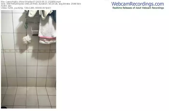 cam4-foxfox07-05-11-2023-15-28-59