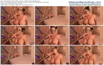 cam4-roxylicious_-05-21-2025-13-42-46