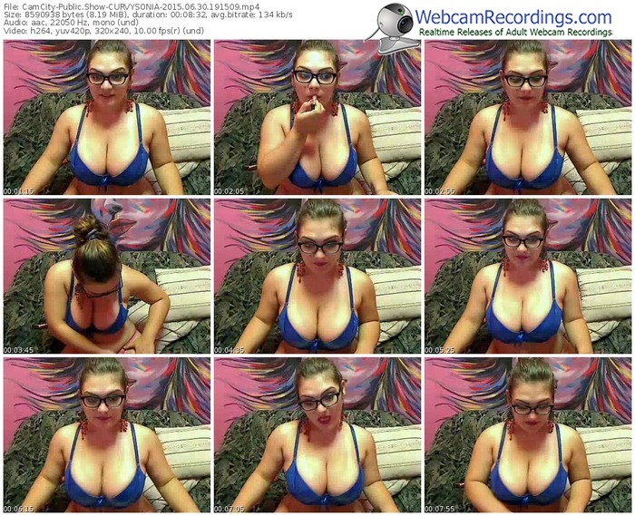 camcity-curvysonia-public-show-06_30_2015-19_15_09
