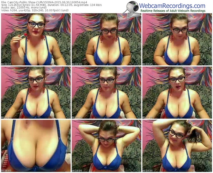 camcity-curvysonia-public-show-06_30_2015-19_30_54