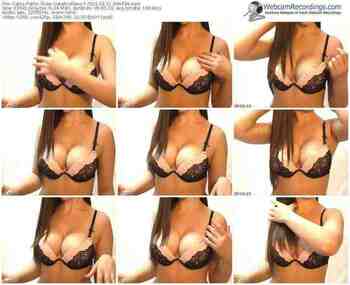 cams-cuteandsexy-public-show-02_11_2015-00_44_34