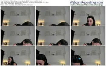 flirt4free-mia-splash-09-04-2025-14-23-37