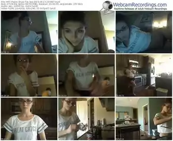 myfreecams-le_lea-public-show-08_13_2015-23_38_57