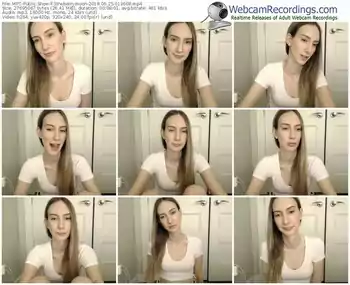 myfreecams-strwberrymoon-webcam-show-06_25_2018-01_36_08