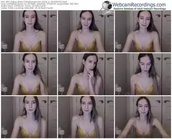 myfreecams-strwberrymoon-webcam-show-11_26_2018-06_00_42