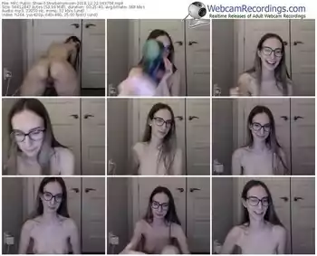 myfreecams-strwberrymoon-webcam-show-12_22_2018-06_37_04