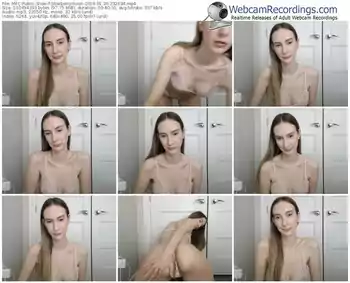 myfreecams-strwberrymoon-webcam-show-01_30_2019-23_26_34