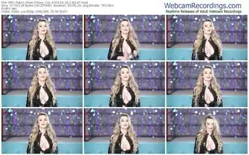 myfreecams-roxy_cox-04-19-2024-13-01-47
