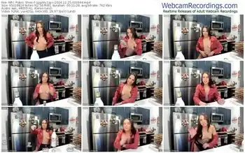 myfreecams-sparklysays-12-25-2024-09-09-44