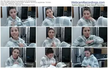 myfreecams-le_lea-01-02-2025-00-22-29