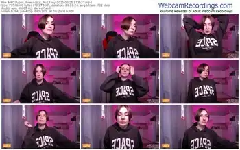 myfreecams-your_red_foxy-03-25-2025-17-35-27