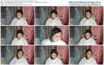 myfreecams-bella_wet-06-15-2025-03-32-27