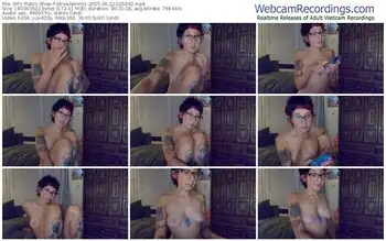 myfreecams-strawberrrri1-06-22-2025-02-59-42