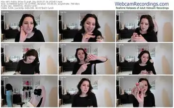 myfreecams-larah_sky-07-16-2025-15-54-57