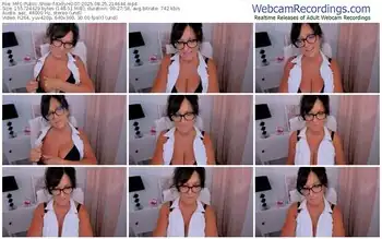 myfreecams-kellyhoot-08-25-2025-21-46-44