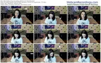 myfreecams-lilypoly-12-27-2025-21-21-42