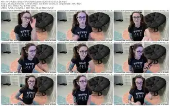 myfreecams-thesharkqueen-04-01-2026-07-31-28