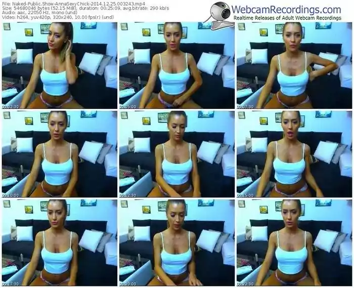 naked-annasexychick-public-show-12_25_2014-00_32_43