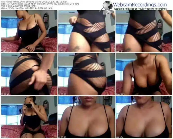 naked-enticing-sasha-public-show-04_12_2015-18_13_16