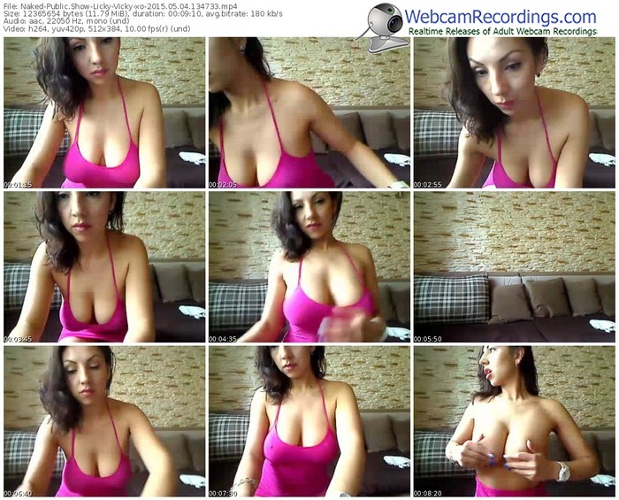 naked-licky-vicky-xo-public-show-05_04_2015-13_47_33