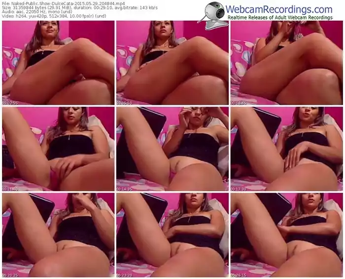 naked-dulcecata-public-show-05_29_2015-20_48_44