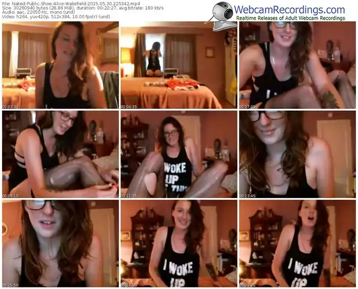 naked-alice-wakefield-public-show-05_30_2015-22_53_42