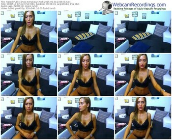 naked-annasexychick-public-show-05_30_2015-23_35_45