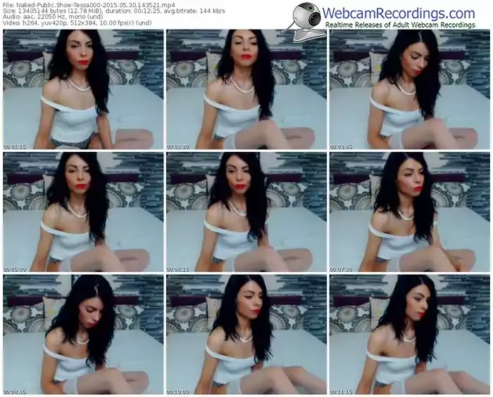 naked-tessa000-public-show-05_30_2015-14_35_21