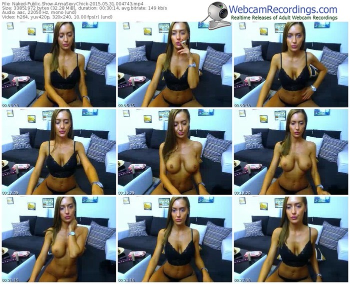 naked-annasexychick-public-show-05_31_2015-00_47_43