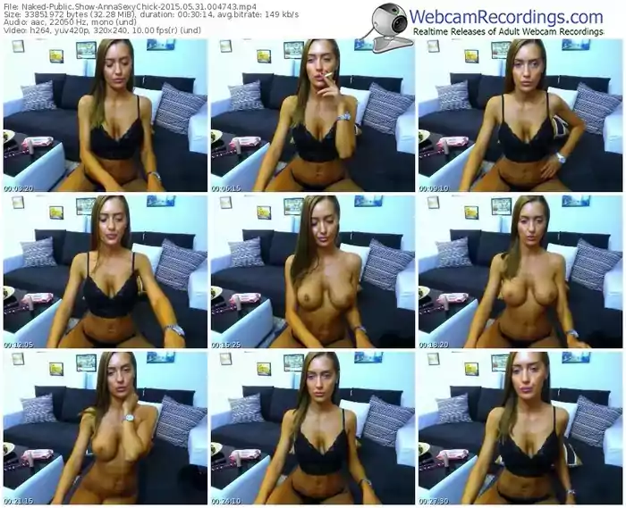 naked-annasexychick-public-show-05_31_2015-00_47_43