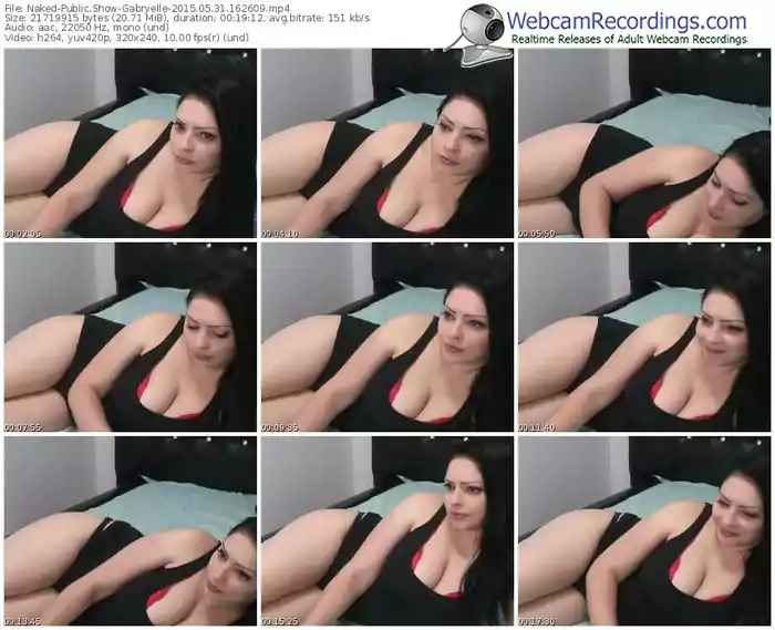 naked-gabryelle-public-show-05_31_2015-16_26_09