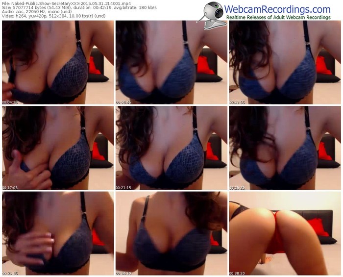 naked-secretaryxxx-public-show-05_31_2015-21_40_01