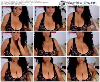 naked-swallow-back-public-show-05_31_2015-00_41_42