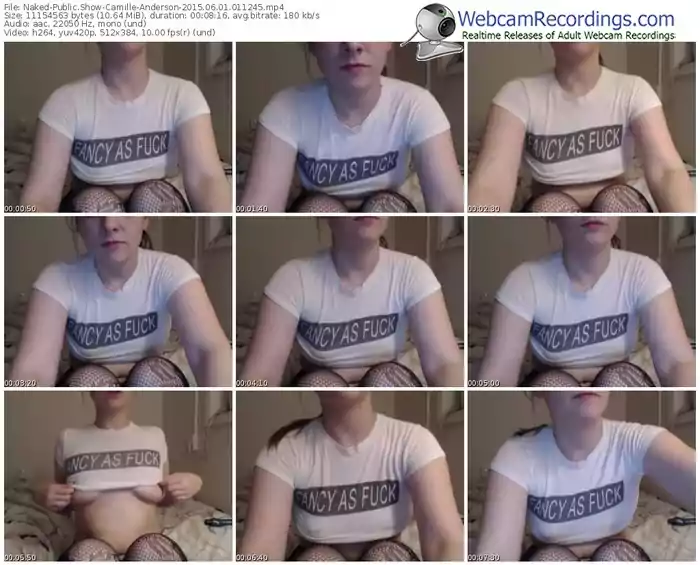 naked-camille-anderson-public-show-06_01_2015-01_12_45