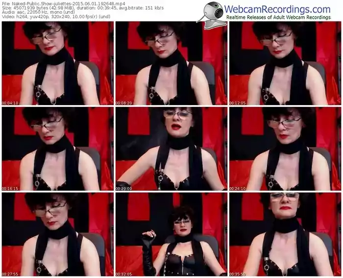 naked-juliettes-public-show-06_01_2015-19_26_48