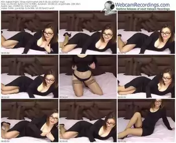 naked-karinnahot-public-show-06_02_2015-22_45_17