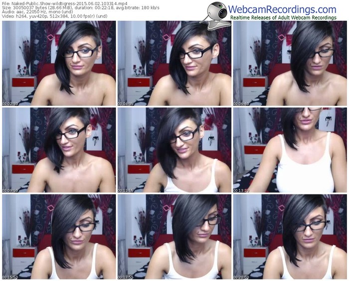 naked-wildtigress-public-show-06_02_2015-10_33_14