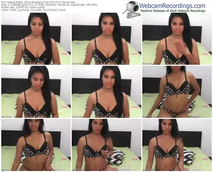 naked-brediana-public-show-06_03_2015-07_56_19