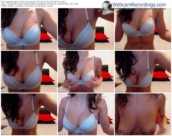 naked-secretaryxxx-public-show-06_03_2015-00_01_50
