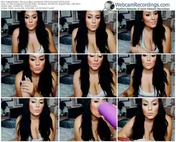 naked-arabic-goddess-public-show-06_04_2015-21_35_20