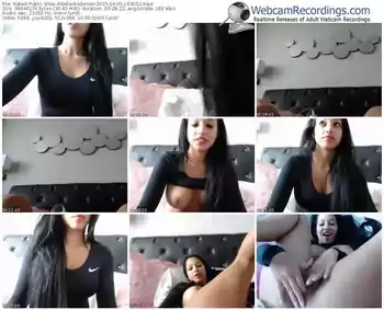 naked-abella-anderson-public-show-06_05_2015-18_36_52