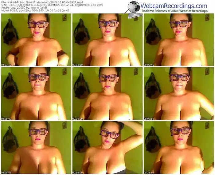 naked-trixie-xo-xo-public-show-06_05_2015-04_39_27