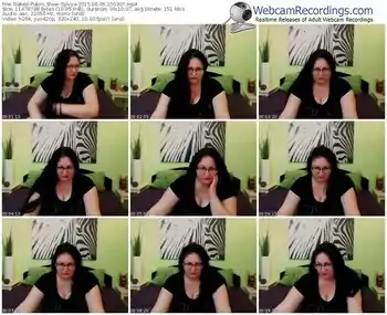 naked-sylvya-public-show-06_06_2015-10_03_07