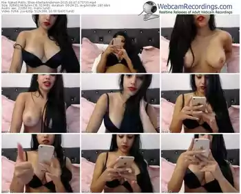 naked-abella-anderson-public-show-06_07_2015-07_57_30