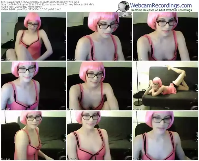 naked-dorothy-burnett-public-show-06_07_2015-02_57_53