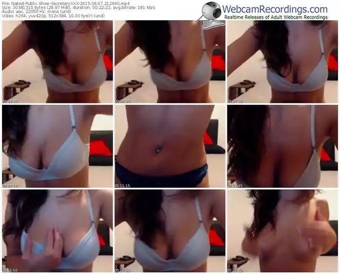 naked-secretaryxxx-public-show-06_07_2015-21_26_40