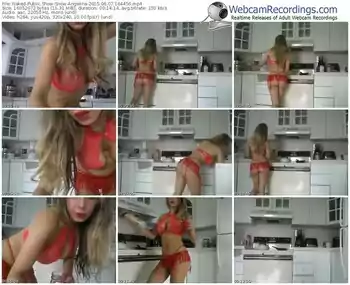 naked-snow-angelina-public-show-06_07_2015-16_44_56