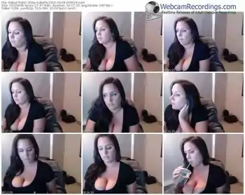 naked-tiabella-public-show-06_08_2015-00_00_18