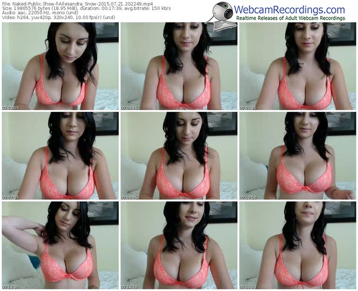 naked-allesandra_snow-public-show-07_21_2015-20_22_49