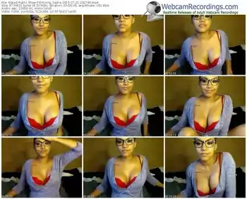 naked-enticing_sasha-public-show-07_21_2015-23_27_49